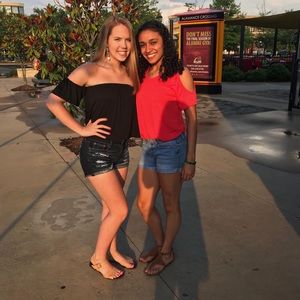 Meet your Posher, Lexi